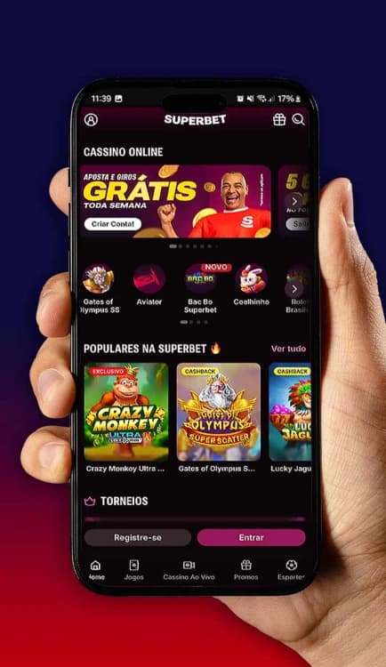 Smartphone exibindo o aplicativo Superbet com apostas esportivas, jogos de cassino online, promoções e torneios disponíveis.